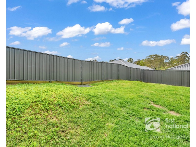 8 Ridgeview Drive, Cliftleigh NSW 2321