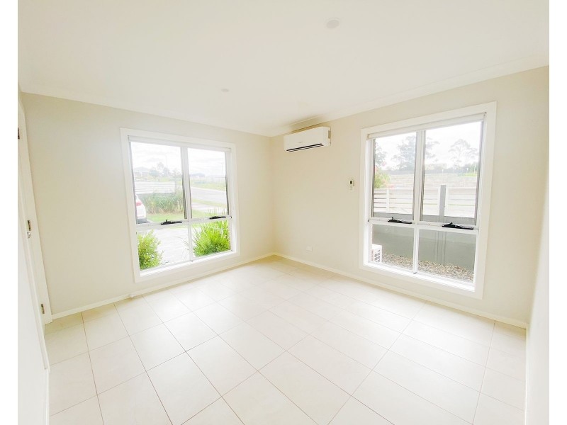 1/51 Warbler Avenue, Aberglasslyn NSW 2320