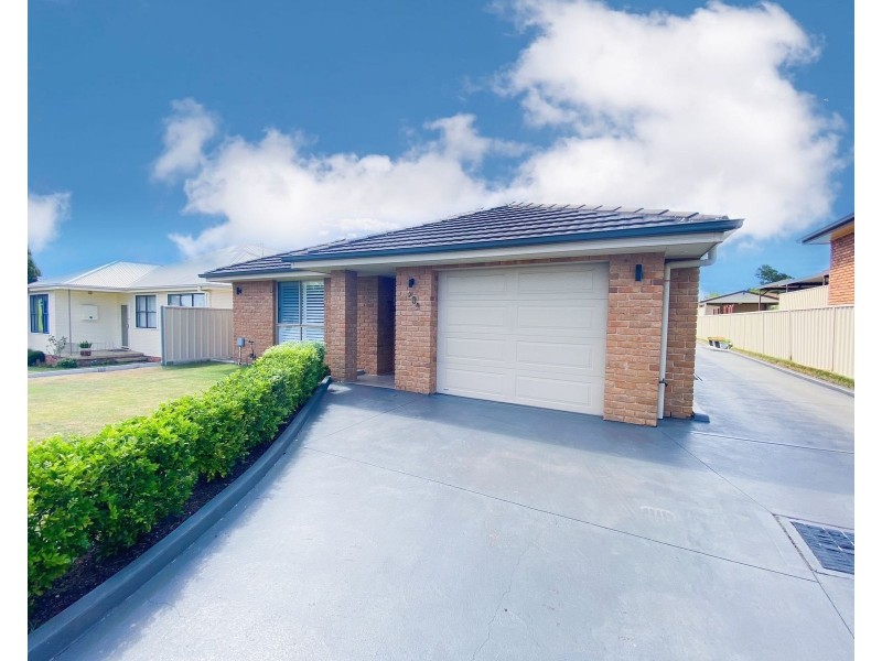 20A Glover Street, East Maitland NSW 2323