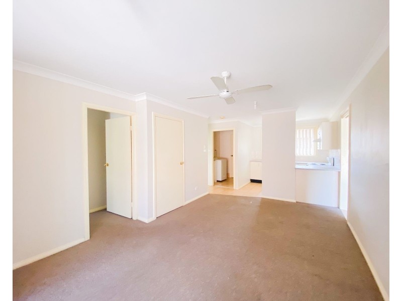 1/14 Justine Parade, Rutherford NSW 2320