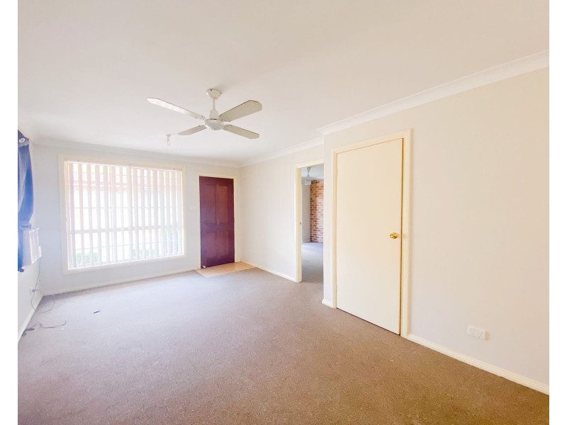 1/14 Justine Parade, Rutherford NSW 2320