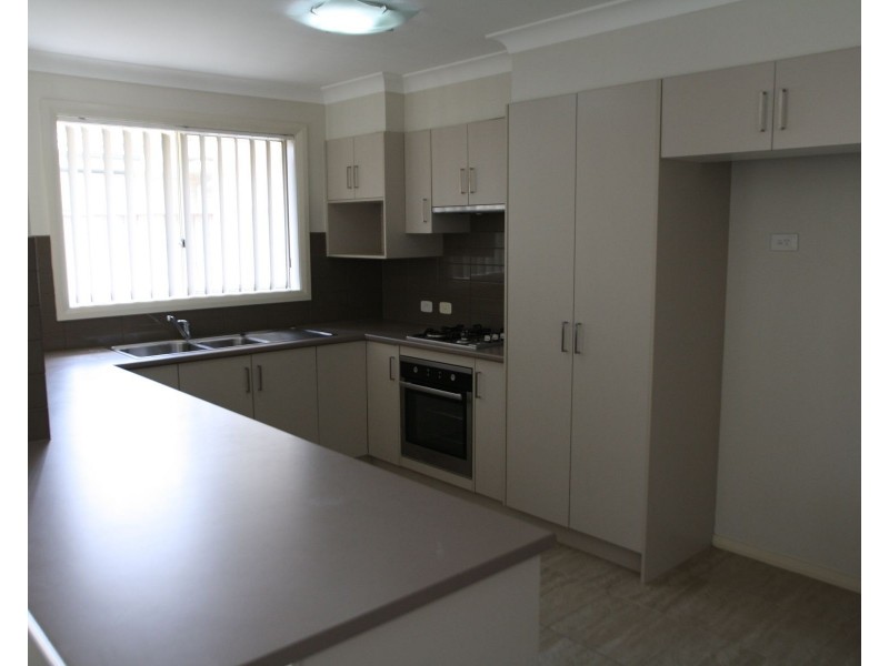10 Teal Street, Aberglasslyn NSW 2320