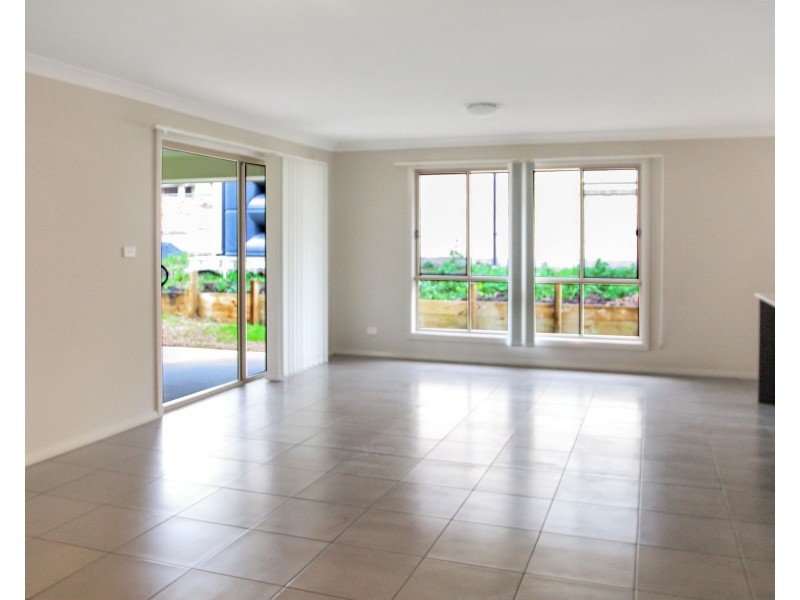 83 McKeachie Drive, Aberglasslyn NSW 2320