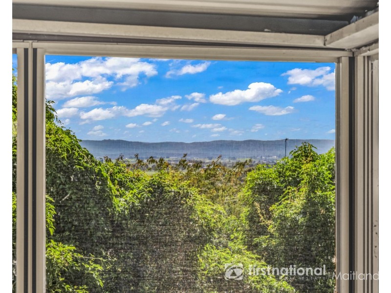 90 Thompson Street, East Maitland NSW 2323