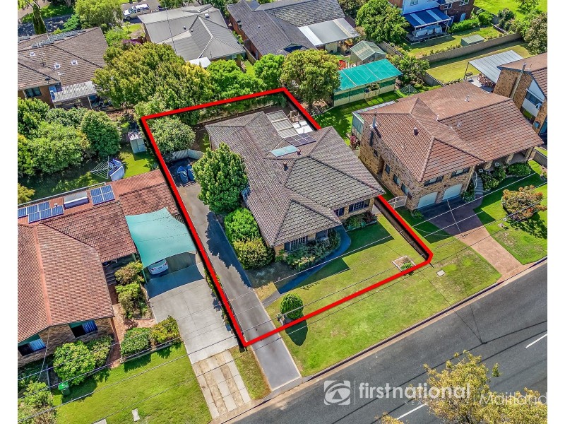 90 Thompson Street, East Maitland NSW 2323