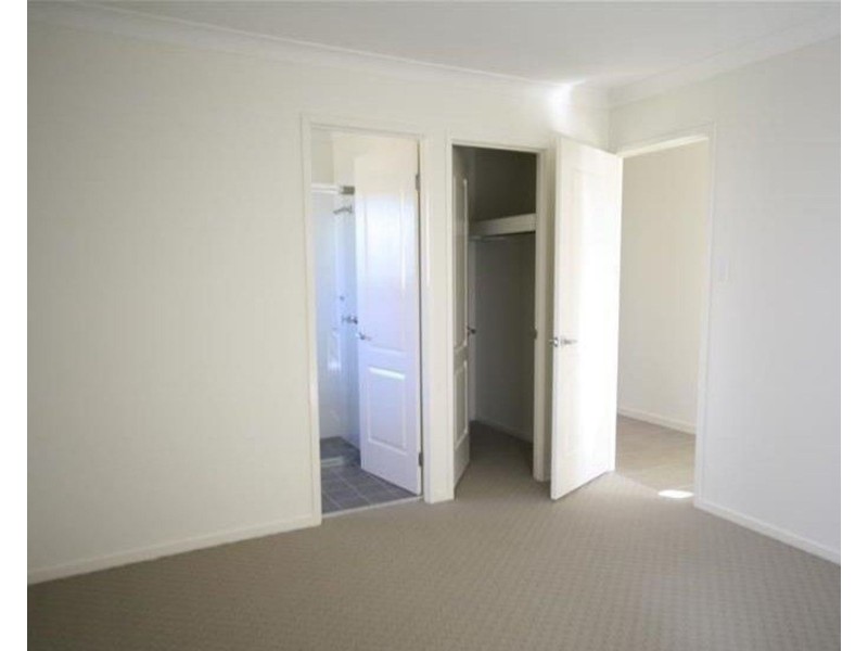 69 Redgum Circuit, Aberglasslyn NSW 2320