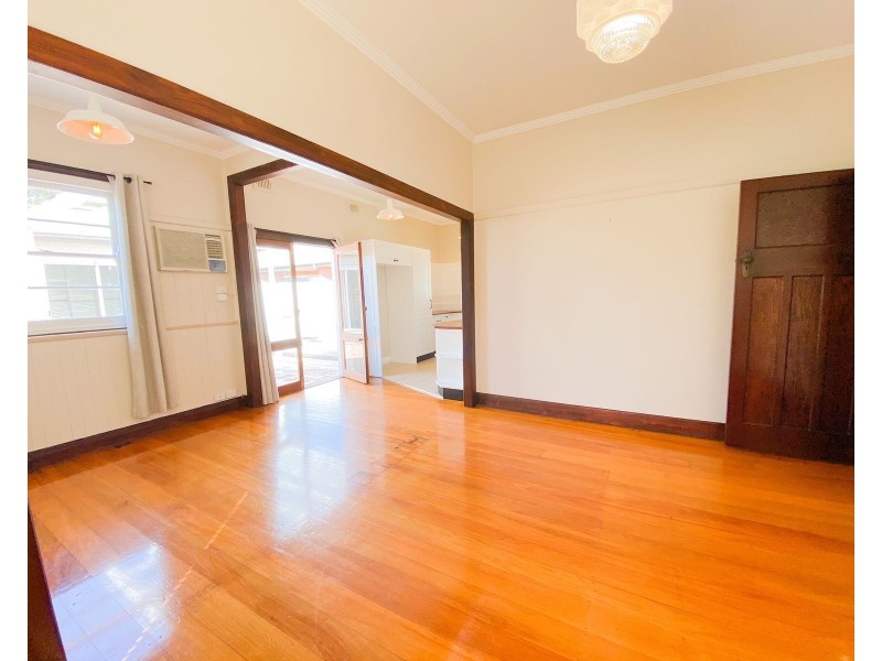146 George Street, East Maitland NSW 2323