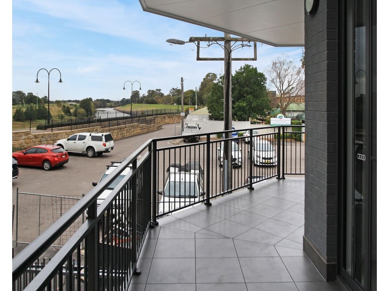 9/318 High Street, Maitland NSW 2320