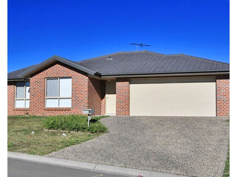 18 Riley James Drive, Raworth NSW 2321