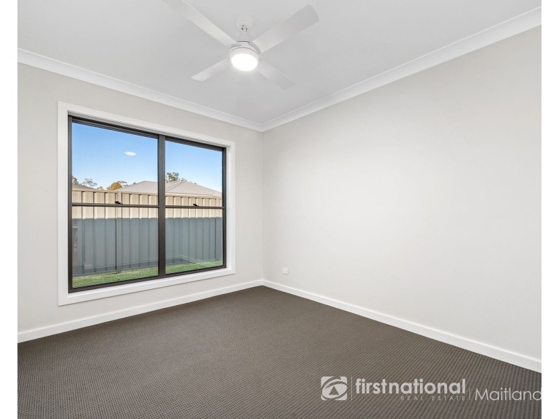 1/6 Tourmaline Drive, Rutherford NSW 2320