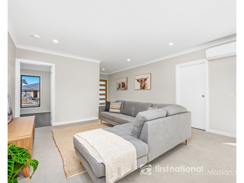 1/6 Tourmaline Drive, Rutherford NSW 2320