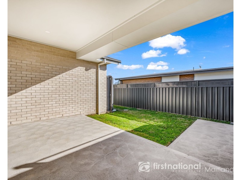 1/6 Tourmaline Drive, Rutherford NSW 2320