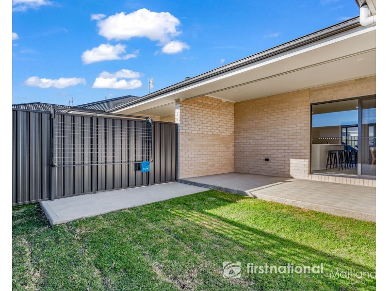 1/6 Tourmaline Drive, Rutherford NSW 2320