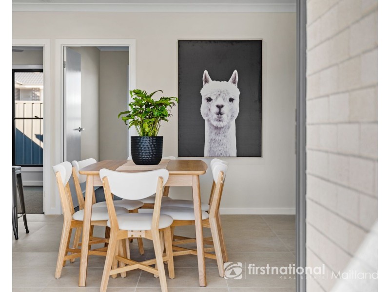 1/6 Tourmaline Drive, Rutherford NSW 2320