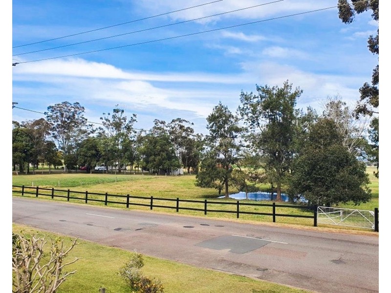 100 Dalveen Road, Largs NSW 2320
