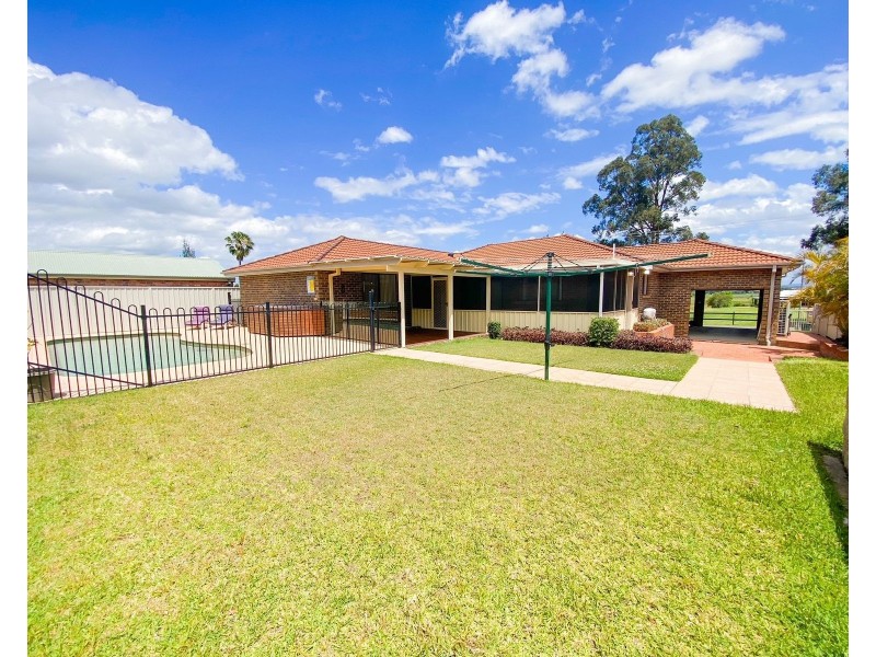 100 Dalveen Road, Largs NSW 2320