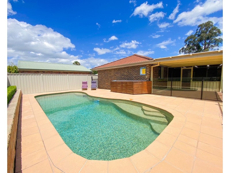 100 Dalveen Road, Largs NSW 2320