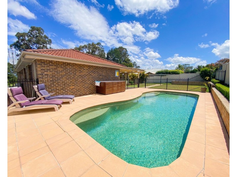 100 Dalveen Road, Largs NSW 2320