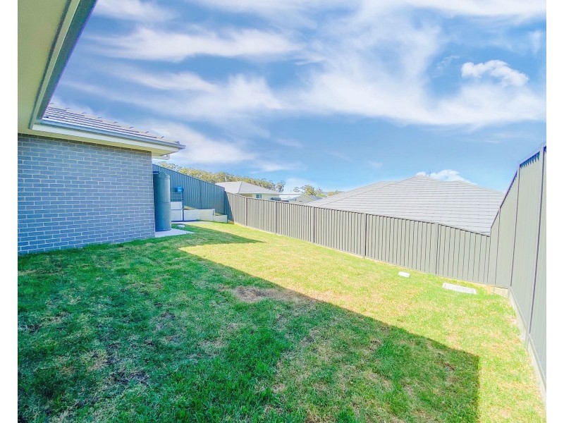 7 Martha Road, Edgeworth NSW 2285