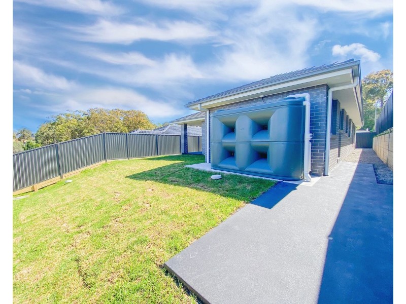7 Martha Road, Edgeworth NSW 2285