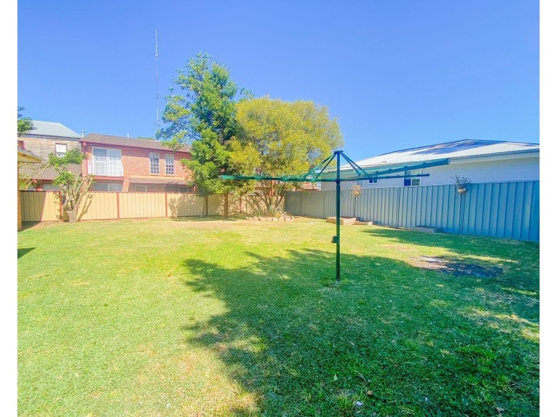 10 Brisbane Street, Lorn NSW 2320