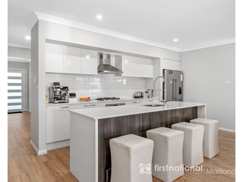 19 Riverside Street, Bolwarra NSW 2320