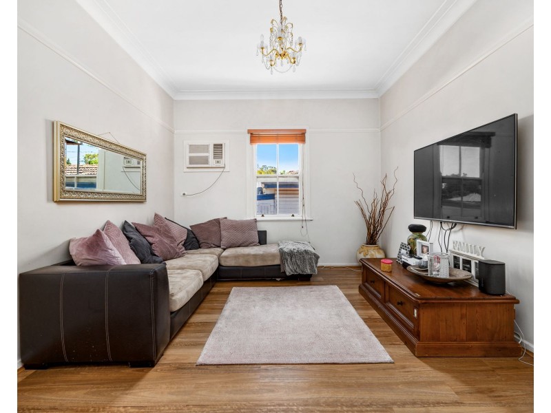 10 Lions Street, Telarah NSW 2320