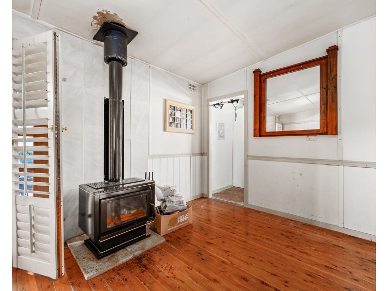 10 Lions Street, Telarah NSW 2320