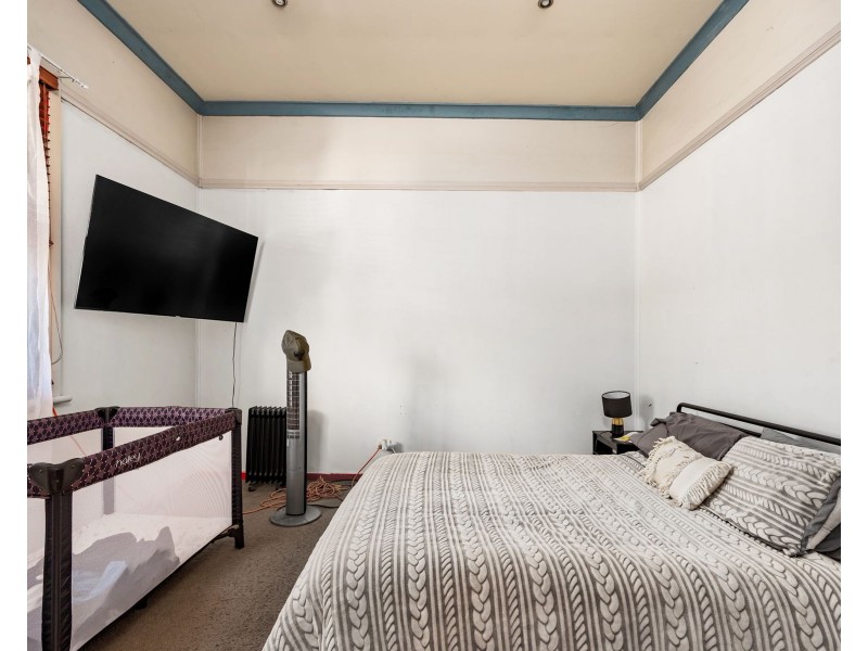 10 Lions Street, Telarah NSW 2320