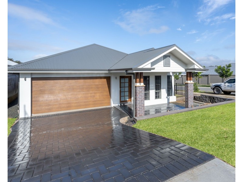 20 Peachy Avenue, North Rothbury NSW 2335