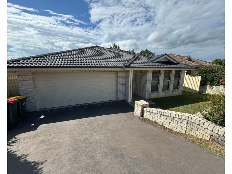 28A Fernleigh Avenue, Rutherford NSW 2320