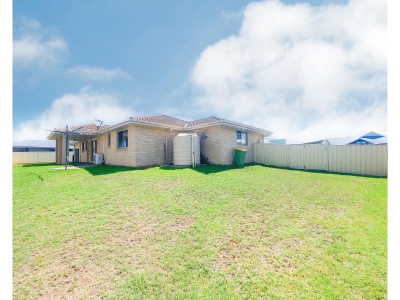 8 Ruby Road, Rutherford NSW 2320