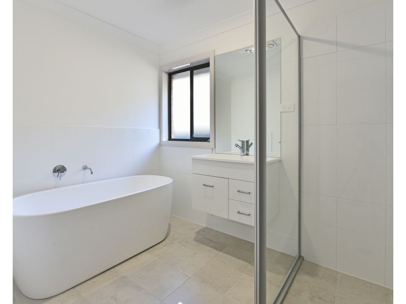 4 Ridgeview Drive, Cliftleigh NSW 2321