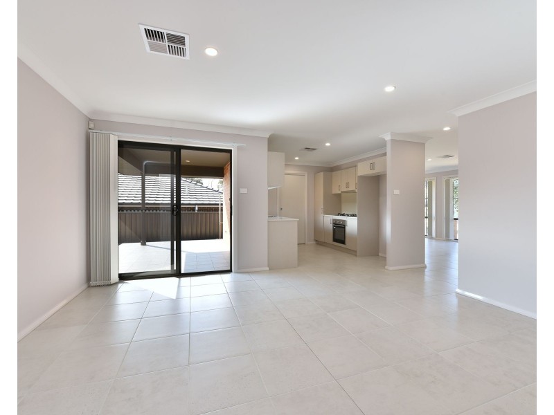 4 Ridgeview Drive, Cliftleigh NSW 2321