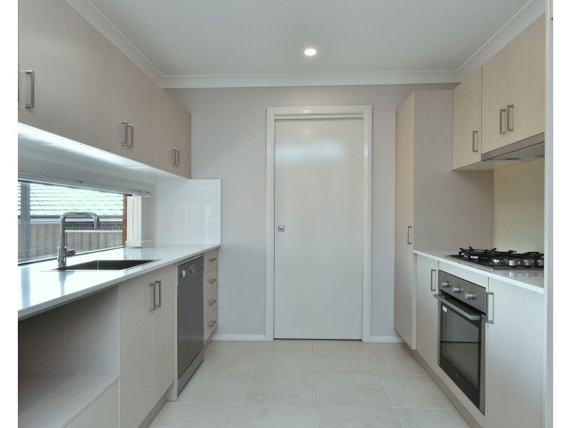 4 Ridgeview Drive, Cliftleigh NSW 2321