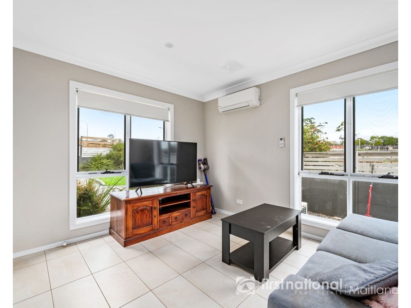 1/51 Warbler Avenue, Aberglasslyn NSW 2320