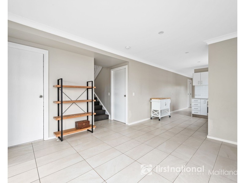1/51 Warbler Avenue, Aberglasslyn NSW 2320