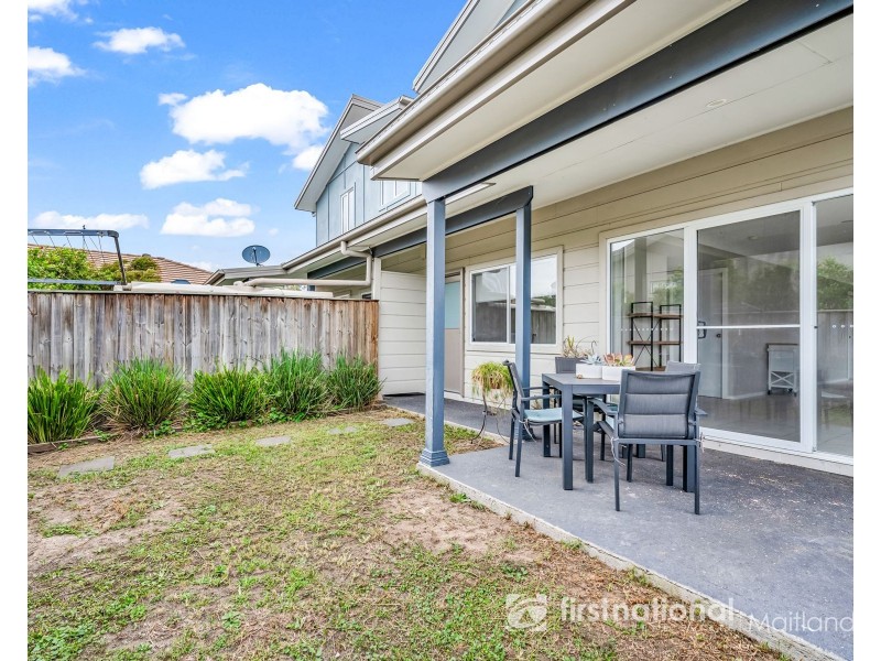 1/51 Warbler Avenue, Aberglasslyn NSW 2320
