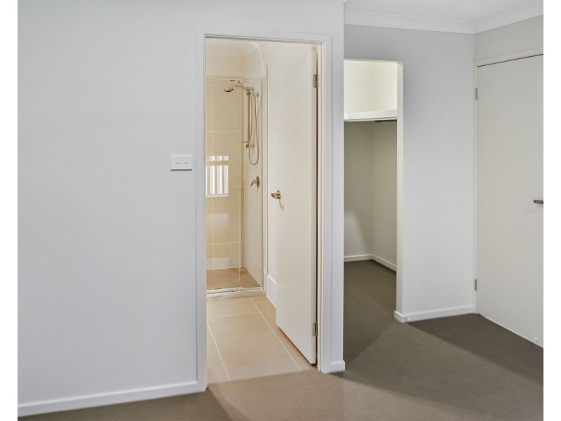 4 (1) Acmena Street, Gillieston Heights NSW 2321