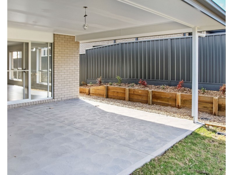 4 (1) Acmena Street, Gillieston Heights NSW 2321