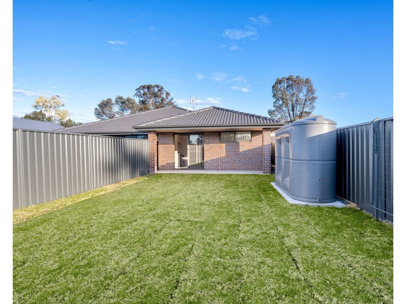 1/1A Grainger Crescent, Darlington NSW 2330