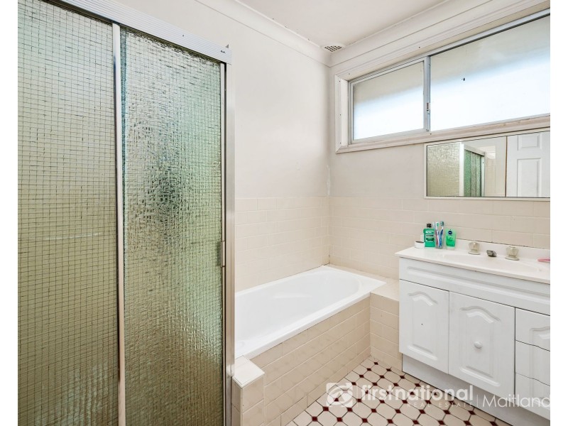 25 Queen Street, Lorn NSW 2320