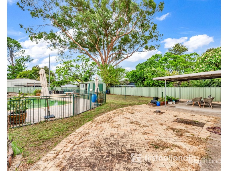 25 Queen Street, Lorn NSW 2320