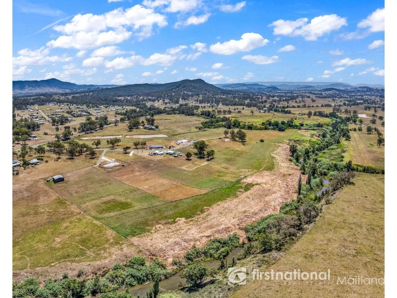 36 Clarkes Crossing Close, Vacy NSW 2421