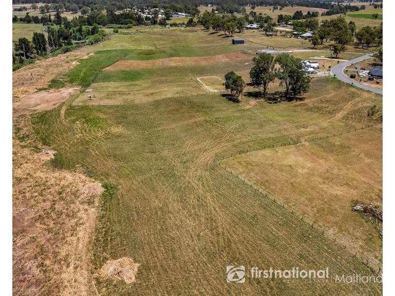 36 Clarkes Crossing Close, Vacy NSW 2421