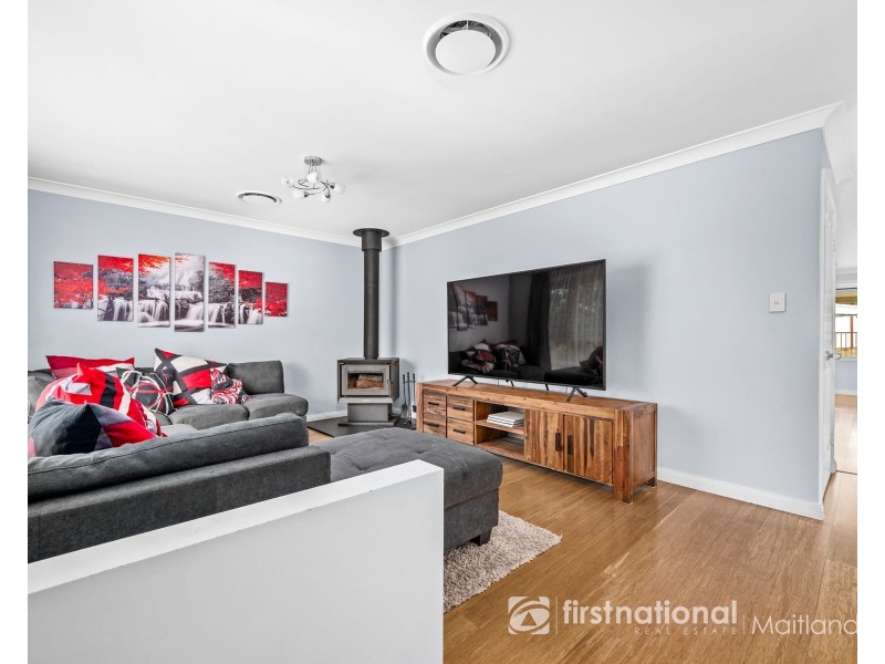 11 Easton Close, Rutherford NSW 2320