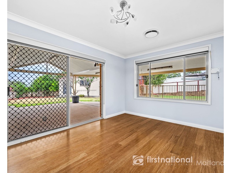 11 Easton Close, Rutherford NSW 2320