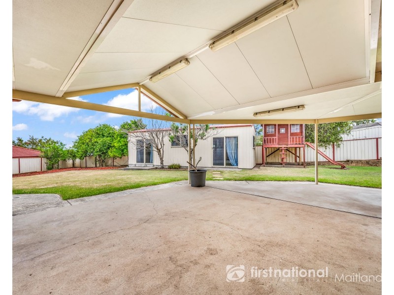 11 Easton Close, Rutherford NSW 2320