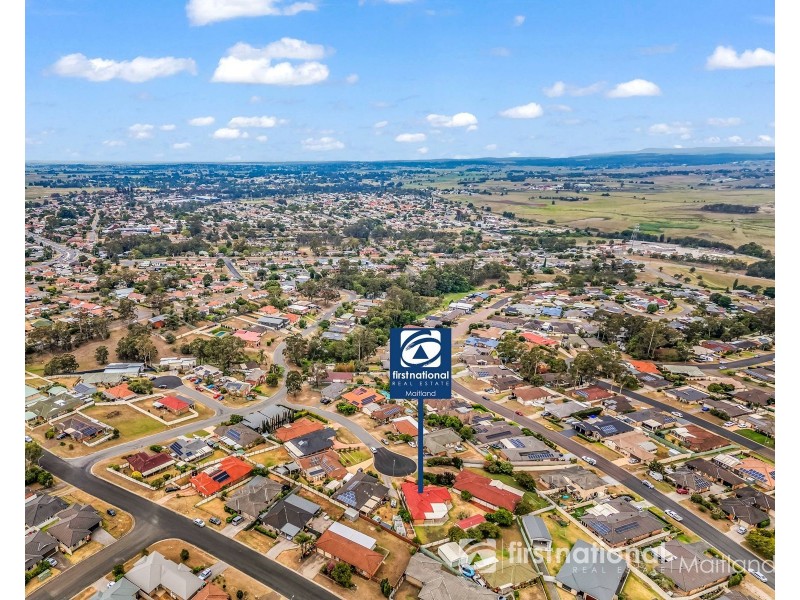 11 Easton Close, Rutherford NSW 2320