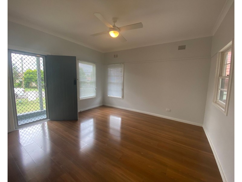 82B Gillies Street, Rutherford NSW 2320